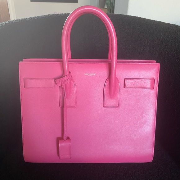 💗Saint Laurent Small Sac De Jour💗 - Picture 2 of 10
